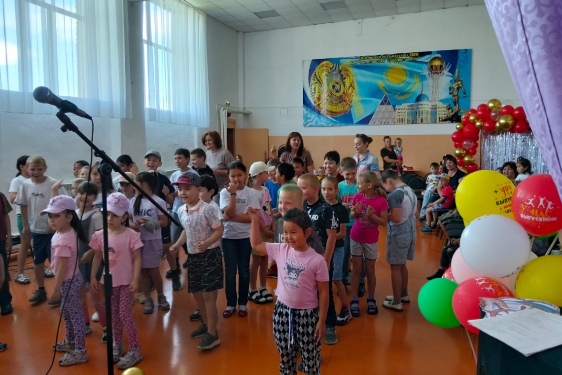 2026 жылғы 1 маусымда  «Антоновка орта мектебі» КММ оқушылармен «Біз өмірді таңдаймыз» атты флешмоб өткізілді. Мақсаты — жастарды есірткісіз, дені сау өмір салтын таңдауға шақыру.